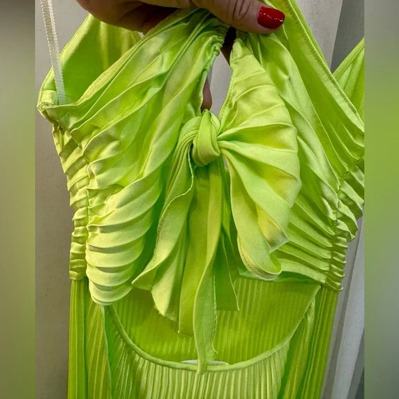 ALC Elegant Lime Green PleatedMaxi Dress 2 ALC Elegant Lime Green PleatedMaxi Dress 2